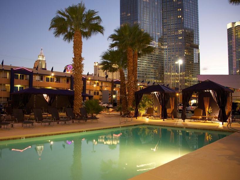 Travelodge By Wyndham Las Vegas Center Strip Exterior photo